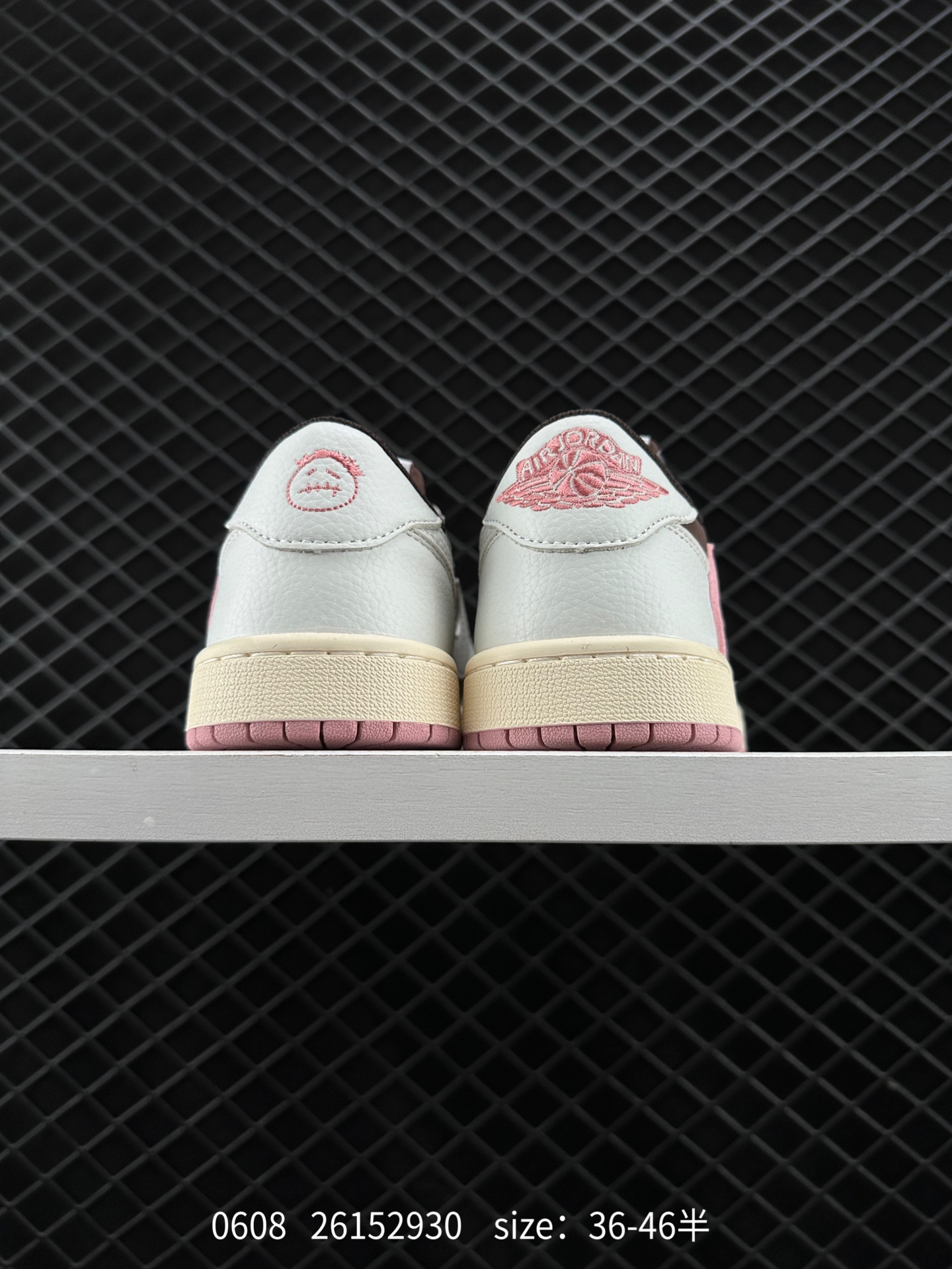 Nike Air Jordan 1 Low AJ1